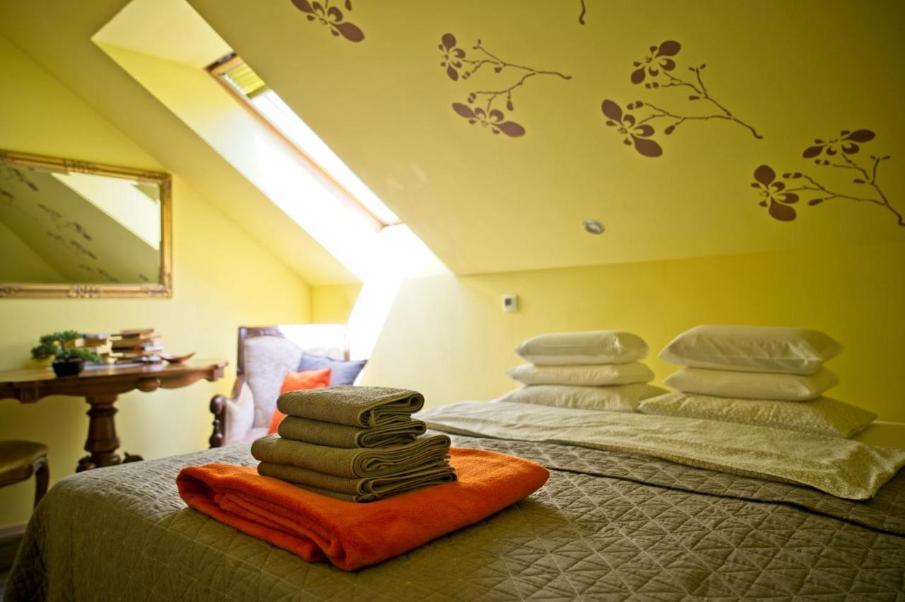 Medison Family Boutique B&B Kielce Esterno foto