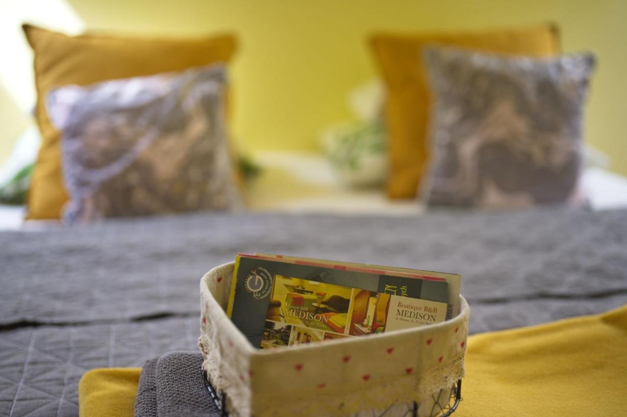 Medison Family Boutique B&B Kielce Esterno foto