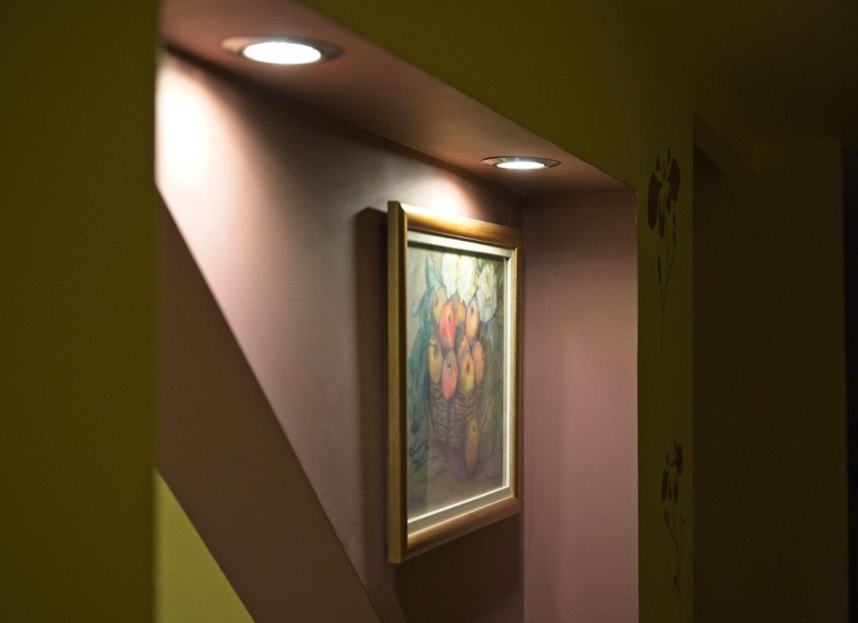 Medison Family Boutique B&B Kielce Esterno foto