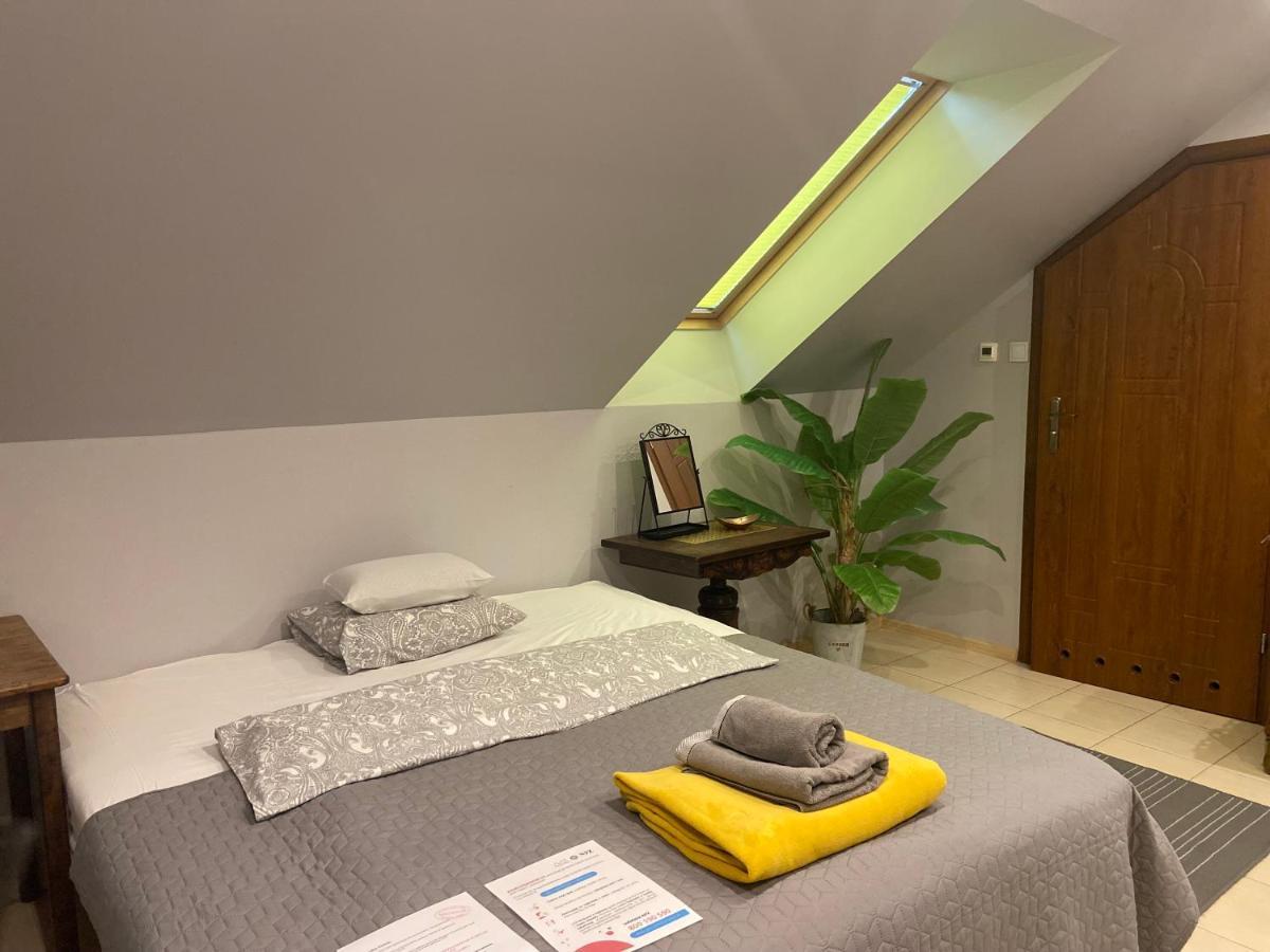 Medison Family Boutique B&B Kielce Esterno foto