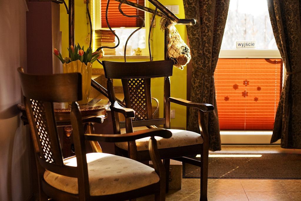 Medison Family Boutique B&B Kielce Esterno foto
